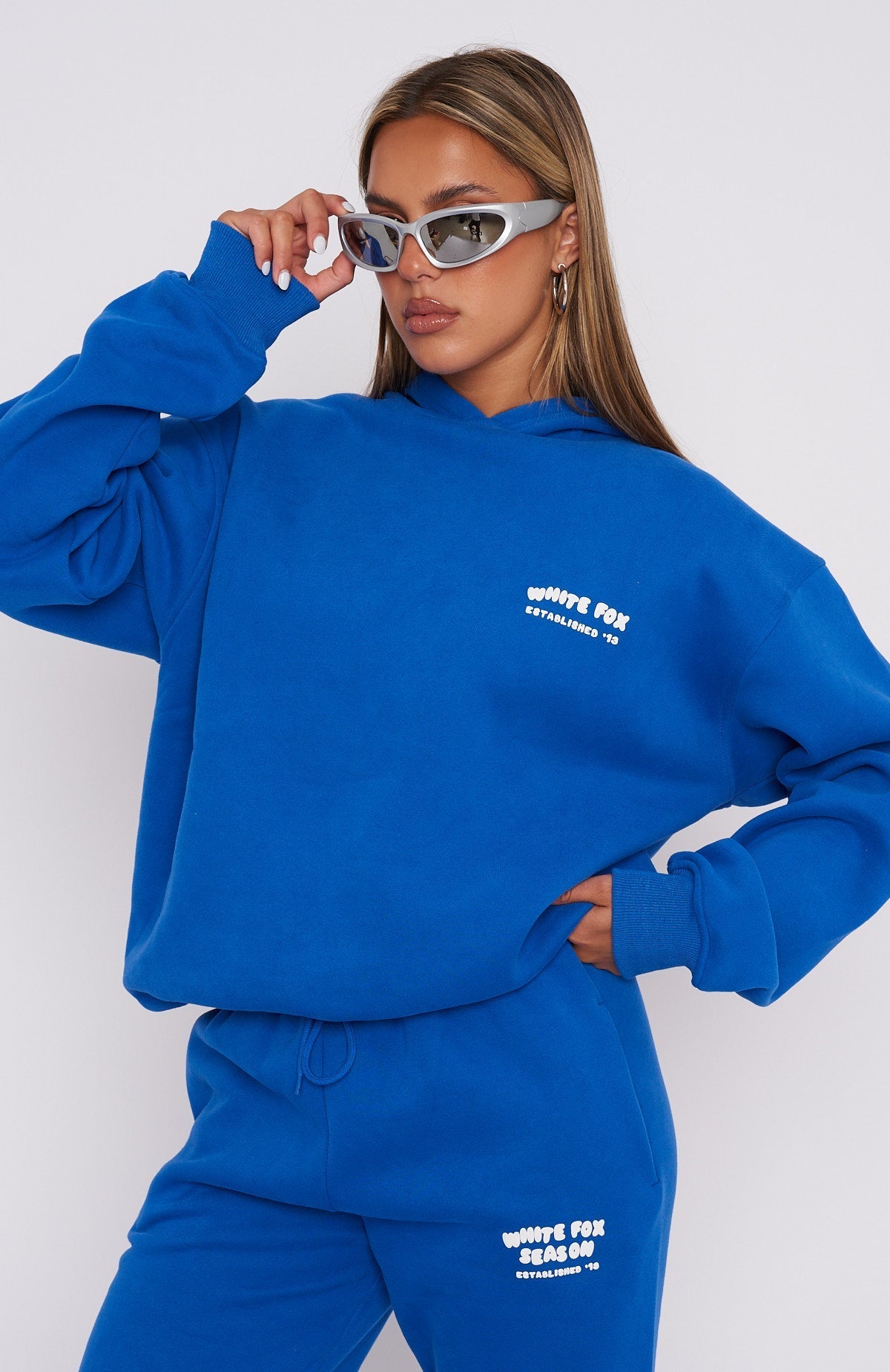 WHITE FOX HOODIE (ENTIRE SET)