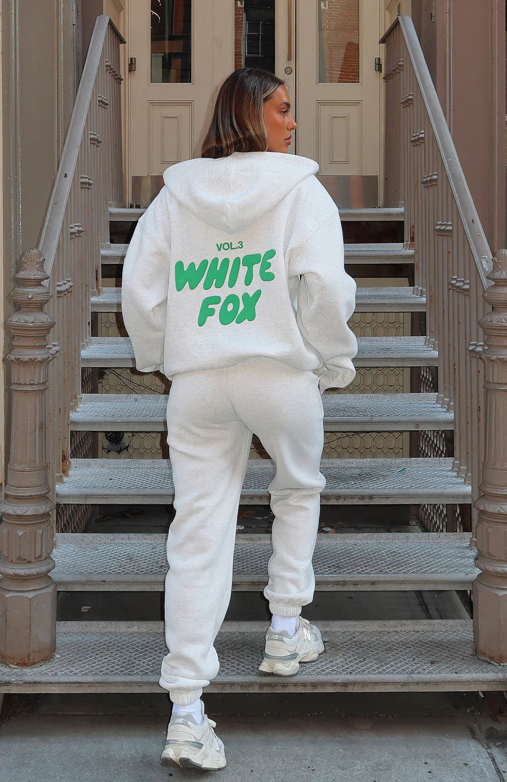 WHITE FOX HOODIE (ENTIRE SET)